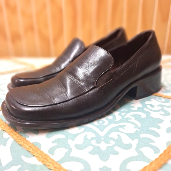 Etienne Aigner Shoes - Made in Brazil ETIENNE AIGNIER brown leather loafers 7